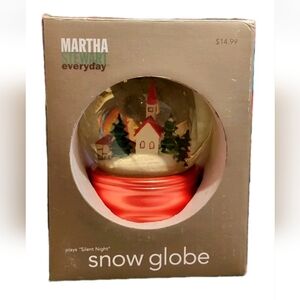 Martha Stewart Everyday 2003 Musical Snowglobe Woodland Holiday "Silent Night"